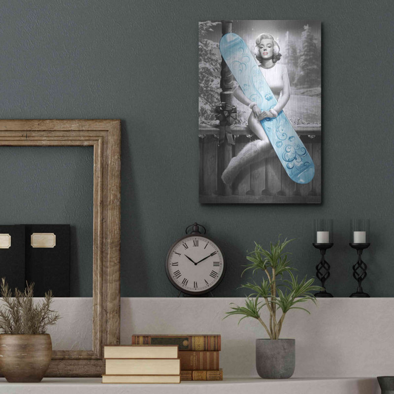 «Marilyn Snowboard» par JJ Brando, H 16 po x l 12 po