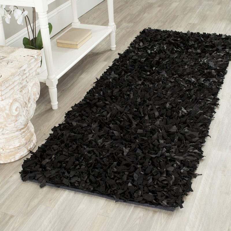 Tapis noir II, Tapis de couloir 2 pi 3 po x 6 pi