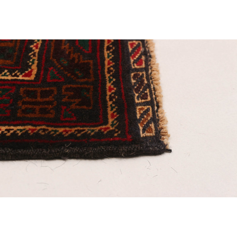 Tapis noir et rouge Teimani 3 pi 11 po x 6 pi 1 po