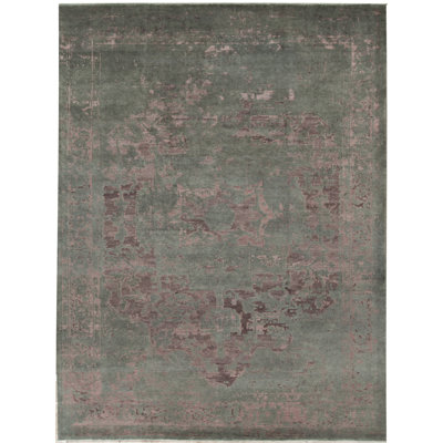 Tapis prune de haute qualité noué à la main