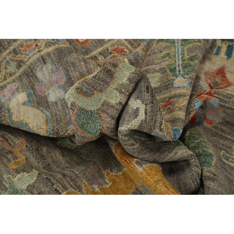 Tapis à motif floral Oushak All-Over 8 x 11