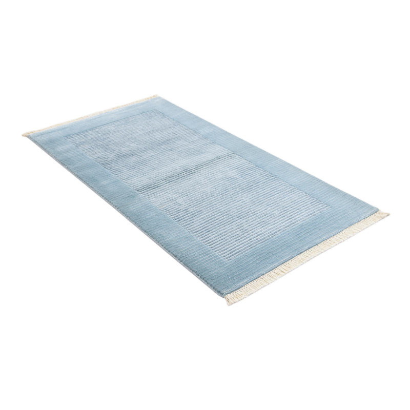 Tapis bleu Howard