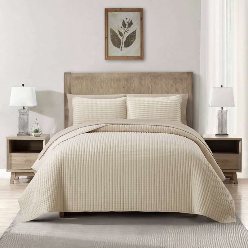 Aurelia Polyester Quilt Set, King Quilt + 6 Additional Pieces, Beige