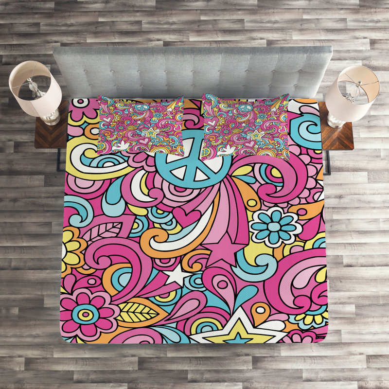 Groovy Polyester Floral Coverlet, King Bedspread + 2 Shams