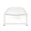 Chaise longue parfaite pour se détendre sur un balcon