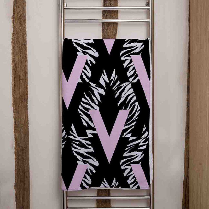 Lesa Midweight Bath Towel