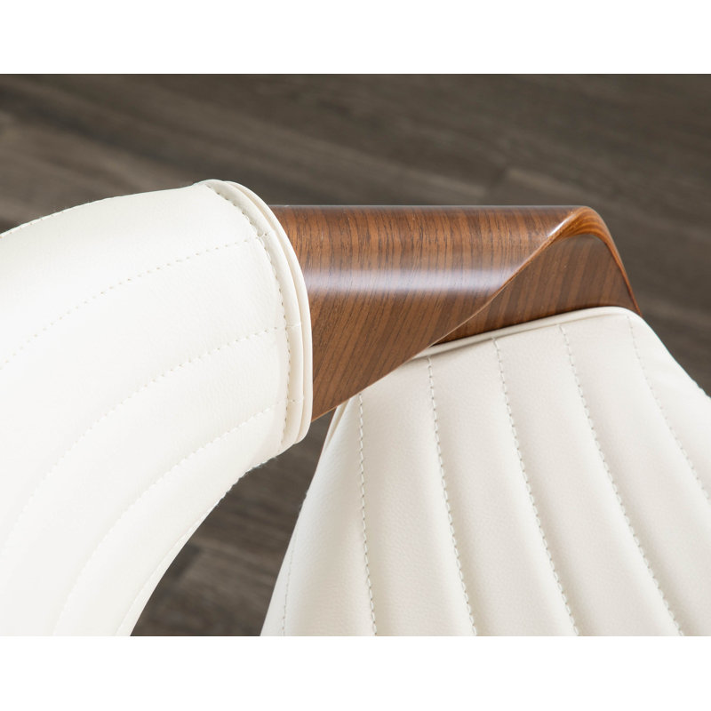 Chaise avec accoudoirs rembourrée Arabelle, Noyer, Similicuir crème