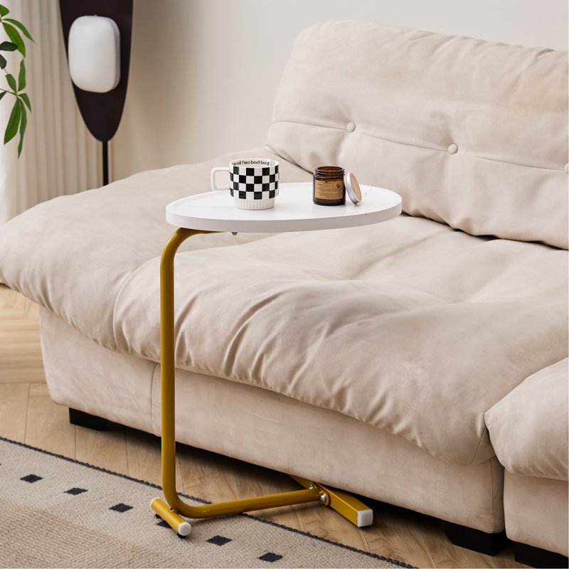 Ensemble de 2 tables d'appoint blanches, idéales pour le canapé et le lit, parfaites pour les petits espaces. Grand plateau pour poser des en-cas. Structure en acier composite, capacité de charge de 22,7 kg (50 lb). Forme en C. Convient aux chambres et autres espaces. Facile à utiliser, même sous une charge élevée.