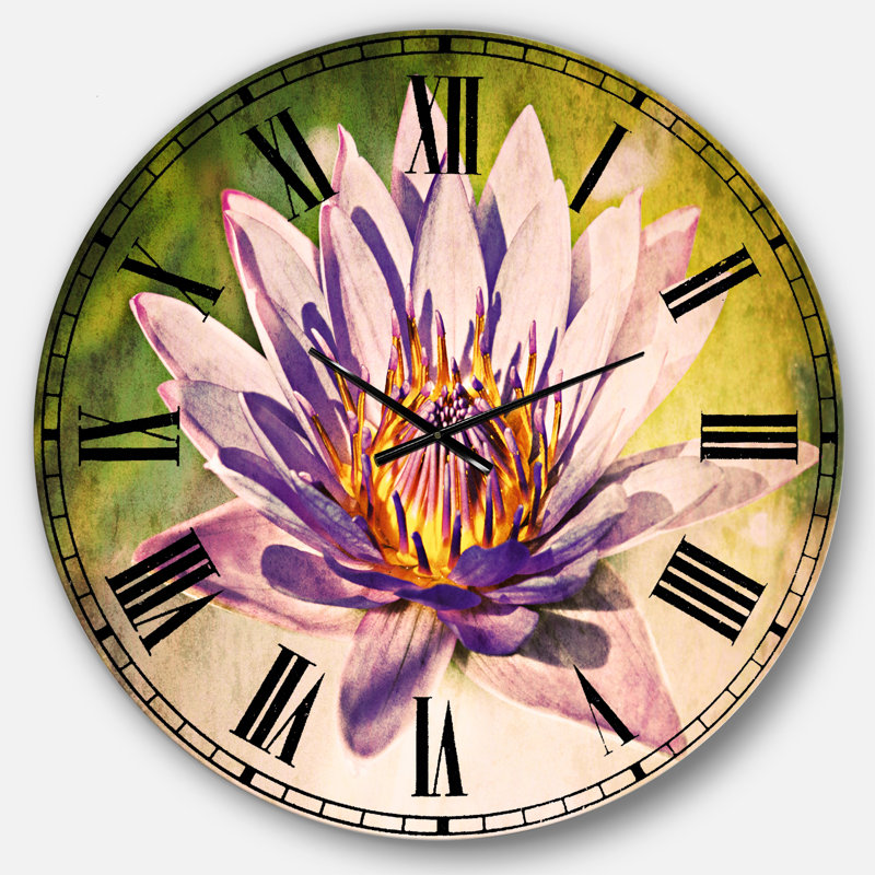 Énorme lotus mauve sur fond vert - horloge murale traditionnelle, Grand