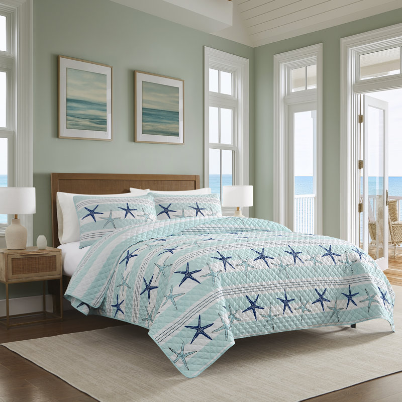 Avanti Starfish Stripe Full/Queen Quilt Set, Queen Quilt + 2 Pillowcases