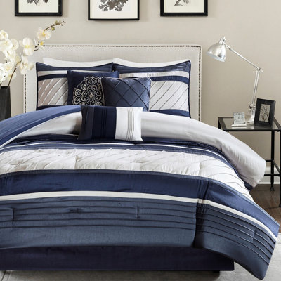 Literie 7 pièces pour très grand lit bleu marine - édredon lustré et coussins en soie synthétique