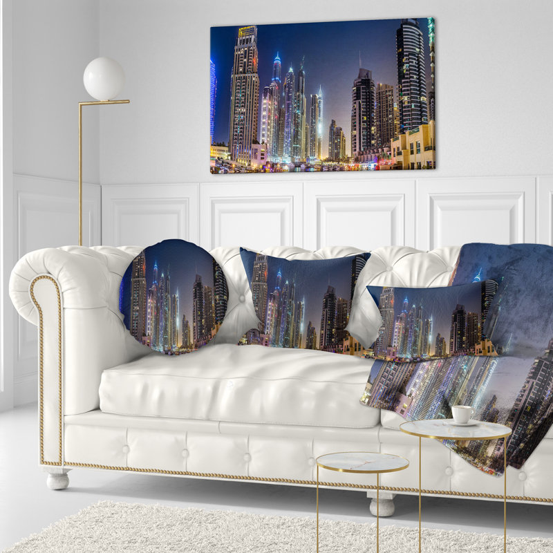Coussin lombaire en été cityscape dubai