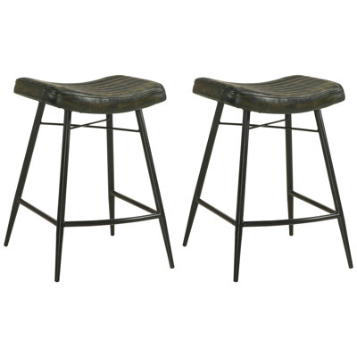 Ensemble de 2 tabourets de bar rembourrés sans dossier, en cuir capitonné, avec piètement en métal, pieds évasés et entretoise en X, assise incurvée confortable et repose-pieds, parfaits pour une ambiance bar de cuisine.