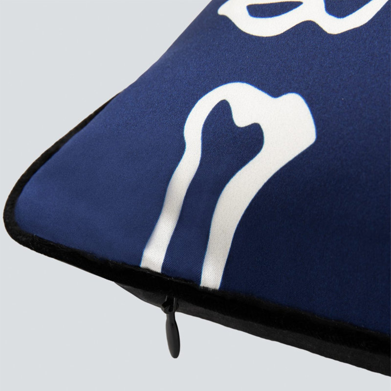 Coussin en soie Curvy Collection