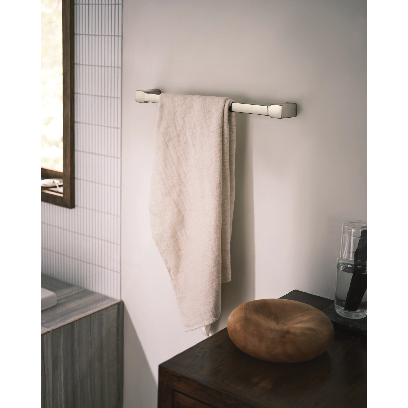 90 Degree 18" Wall Mounted Towel Bar, Brushed Nickel