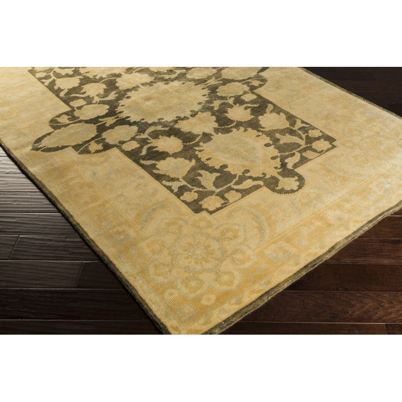 Bayles Wool Oriental Indoor Rug, Rectangle 5'6" x 8'6"