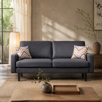 Canapé en lin de 70 pouces avec deux coussins décoratifs, conçu pour le confort, le style et la vie de tous les jours.