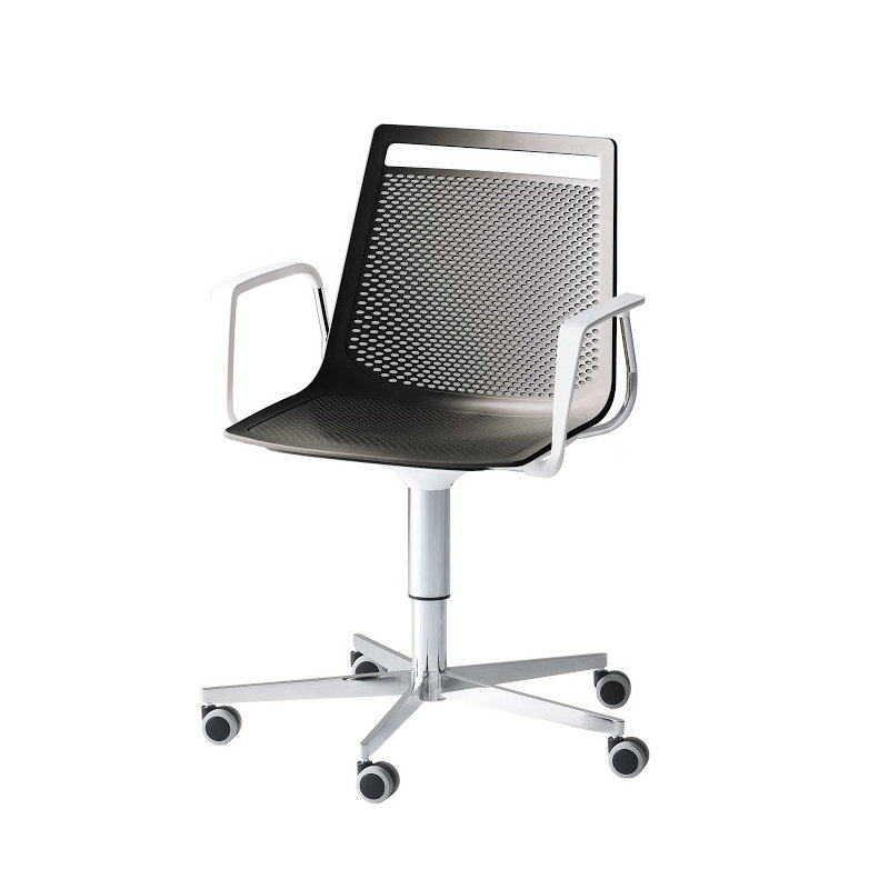 Akami Task Chair, Black