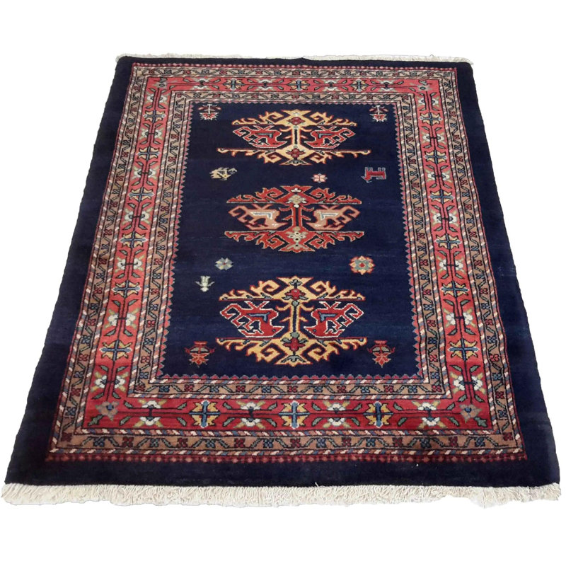 Oveta Oriental Area Rug in Navy