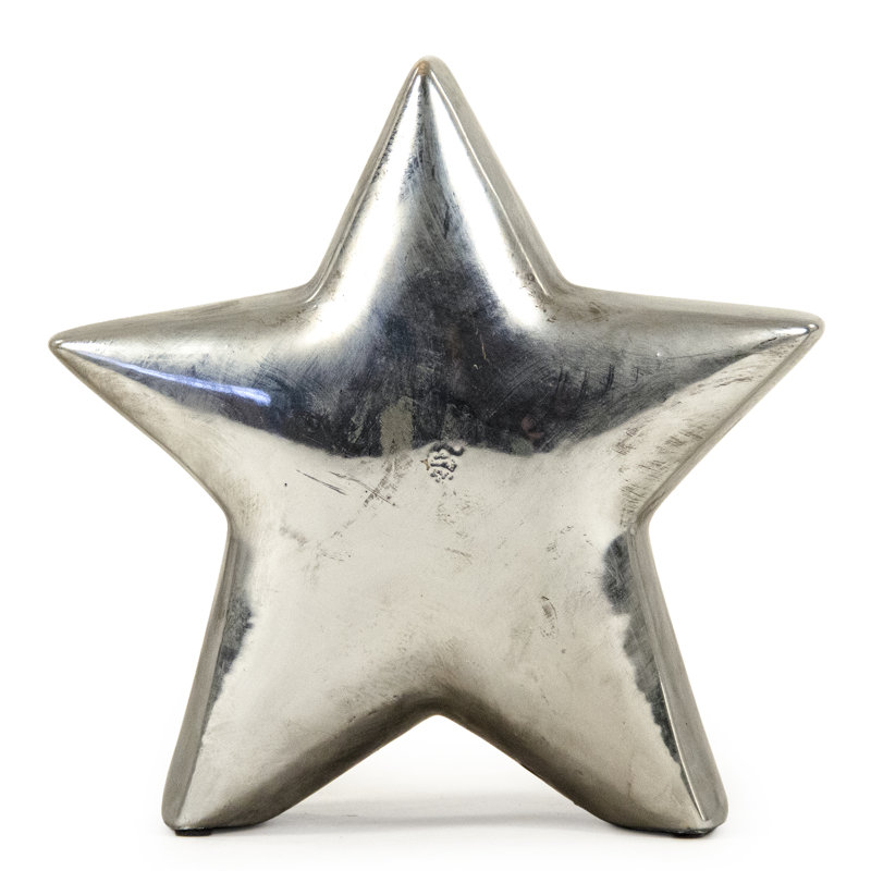 Raines Distressed Star, 10" H x 10" W x 4" D, Silver