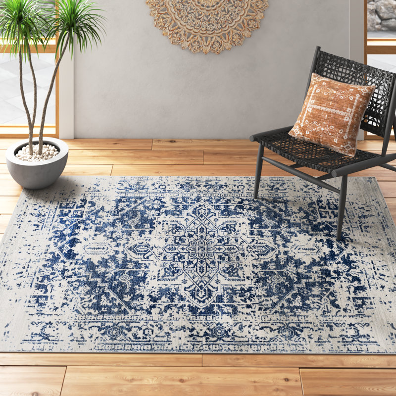 Hillsby Oriental Indoor Rug, Rectangle 3'11" x 5'7"
