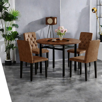 Ensemble de table de salle à manger moderne en bois brun, chaises en faux suède, espaces domestiques