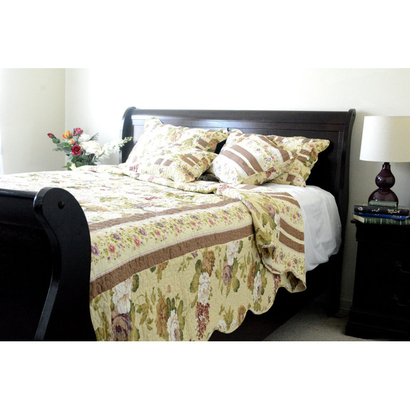 Elegant Modern & Contemporary Cotton Floral Quilt, Twin Quilt + 1 Standard Sham