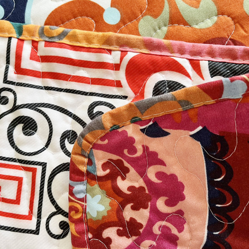 Polyester Sateen Animal Print Quilt
