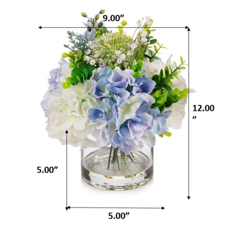 Arrangement d'hortensias en soie dans un vase