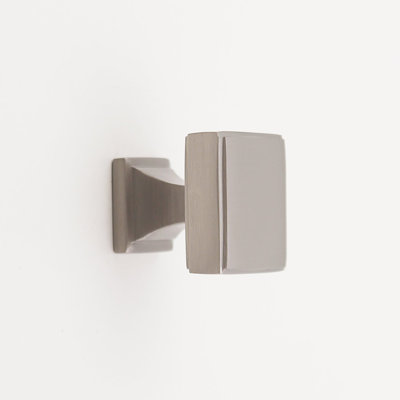 Poignée d'armoire Madelyn Carter Danford