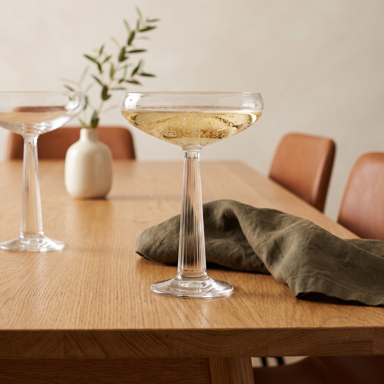 Big Top Ribbed Crystal Coupe Glass