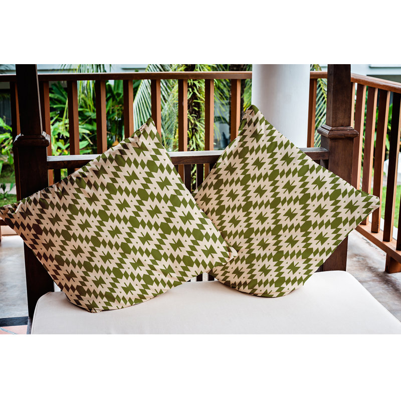 Coussin décoratif intérieur / extérieur Geo Craze, 16 po x 16 po, Olive