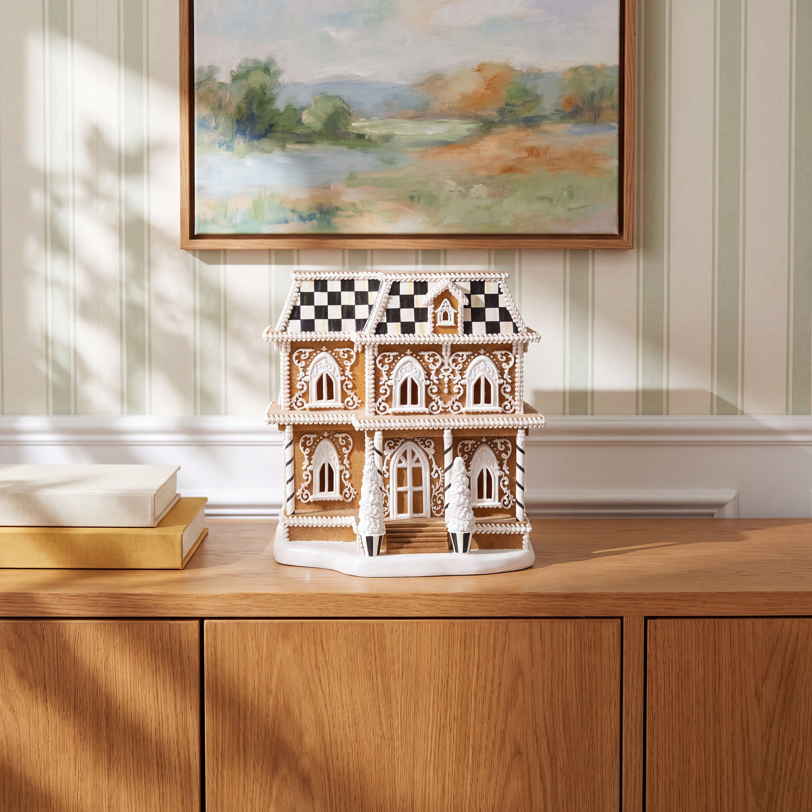 Lighted Gingerbread House