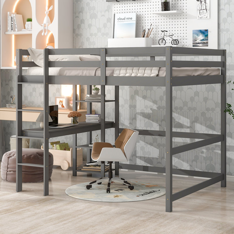 Lit mezzanine avec bureau, tablettes et échelle