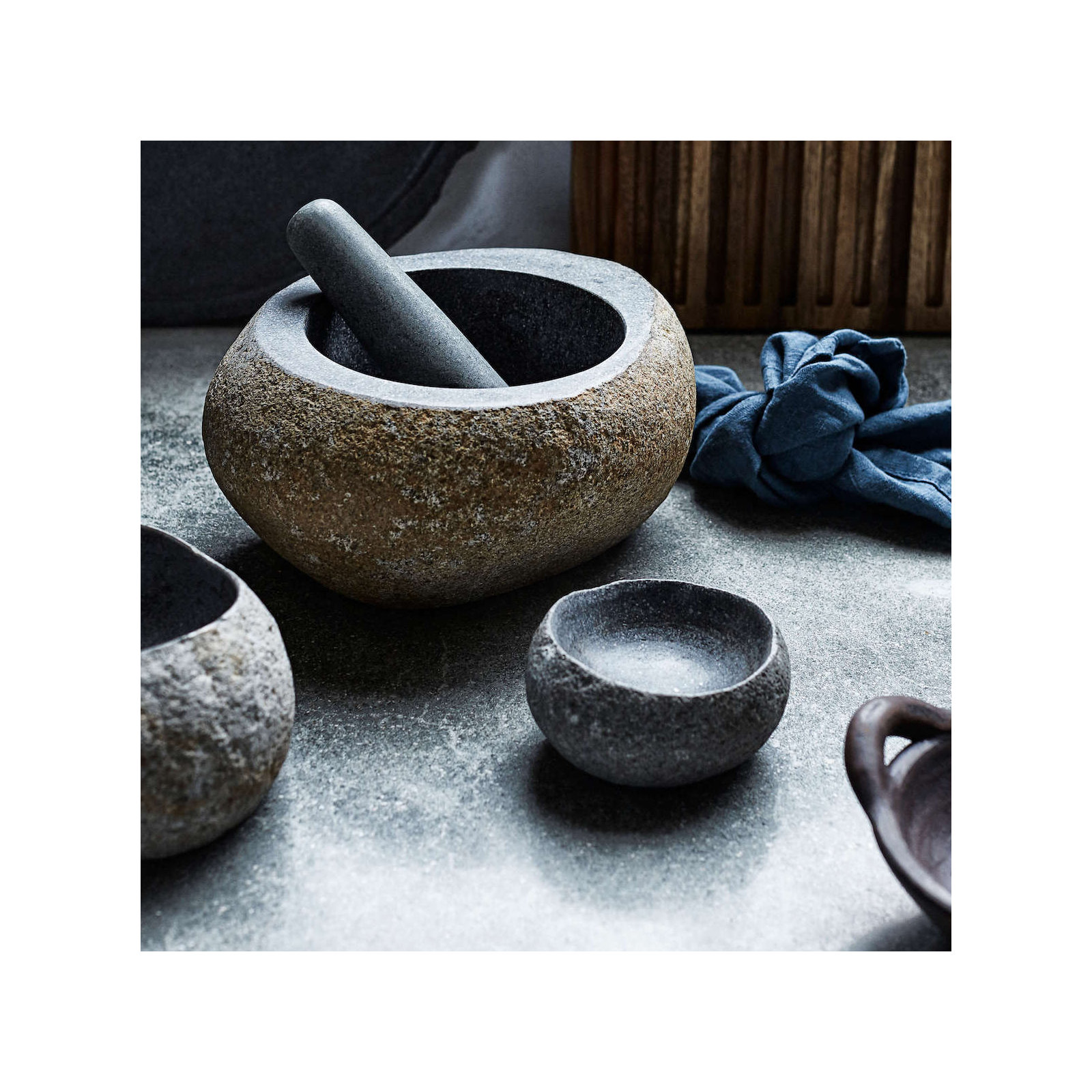 Rosewood Stoneware Decorative Bowl 1