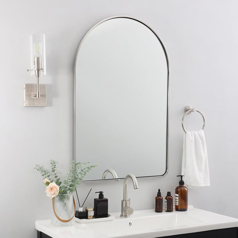 Miroir de salle de bain Malisa Cadre épais en acier inoxydable, 36 po x 24 po, Chrome poli