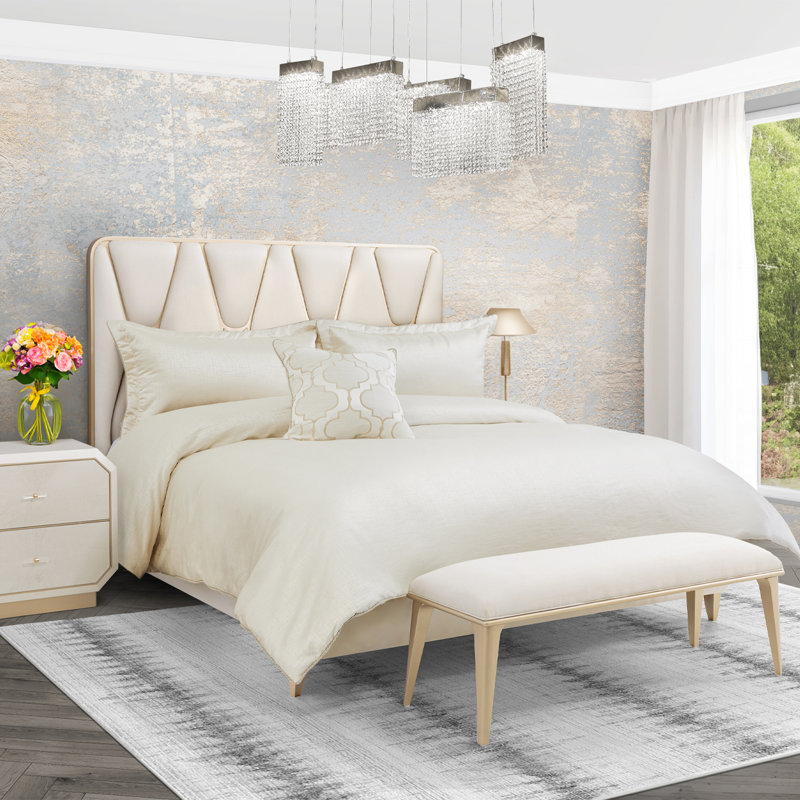 Westlyn Polyester Comforter, Queen Comforter + 2 Standard Shams