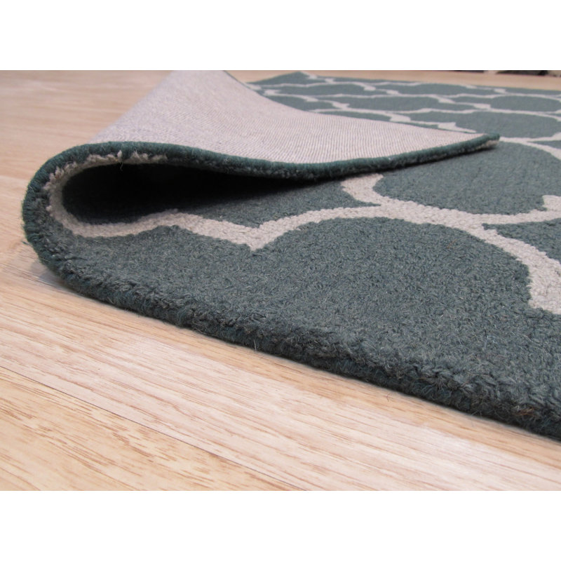 Hand Tufted Wool Area Rug in Green