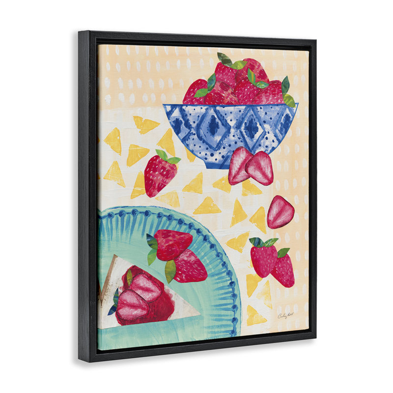 "Strawberry Dessert", art mural sur toile flottante encadrée par Courtney Prahl, H 21 po x l 17 po