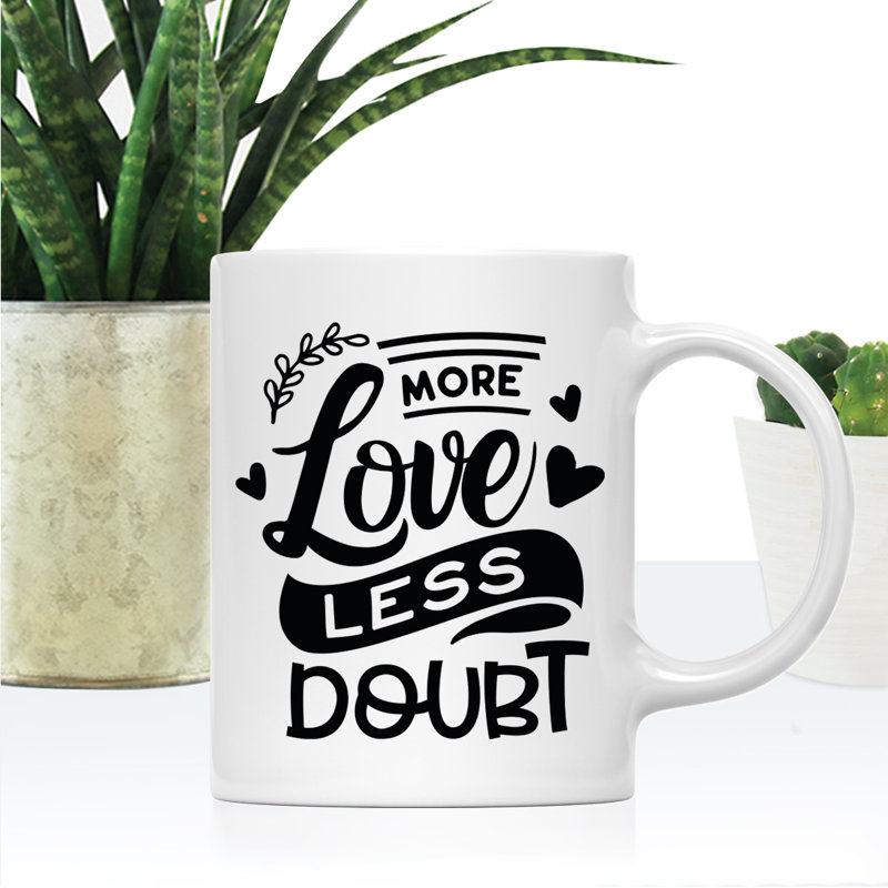 Tasse à café Ahmeek, Traduction « More Love Less Doubt » : Plus d'amo
