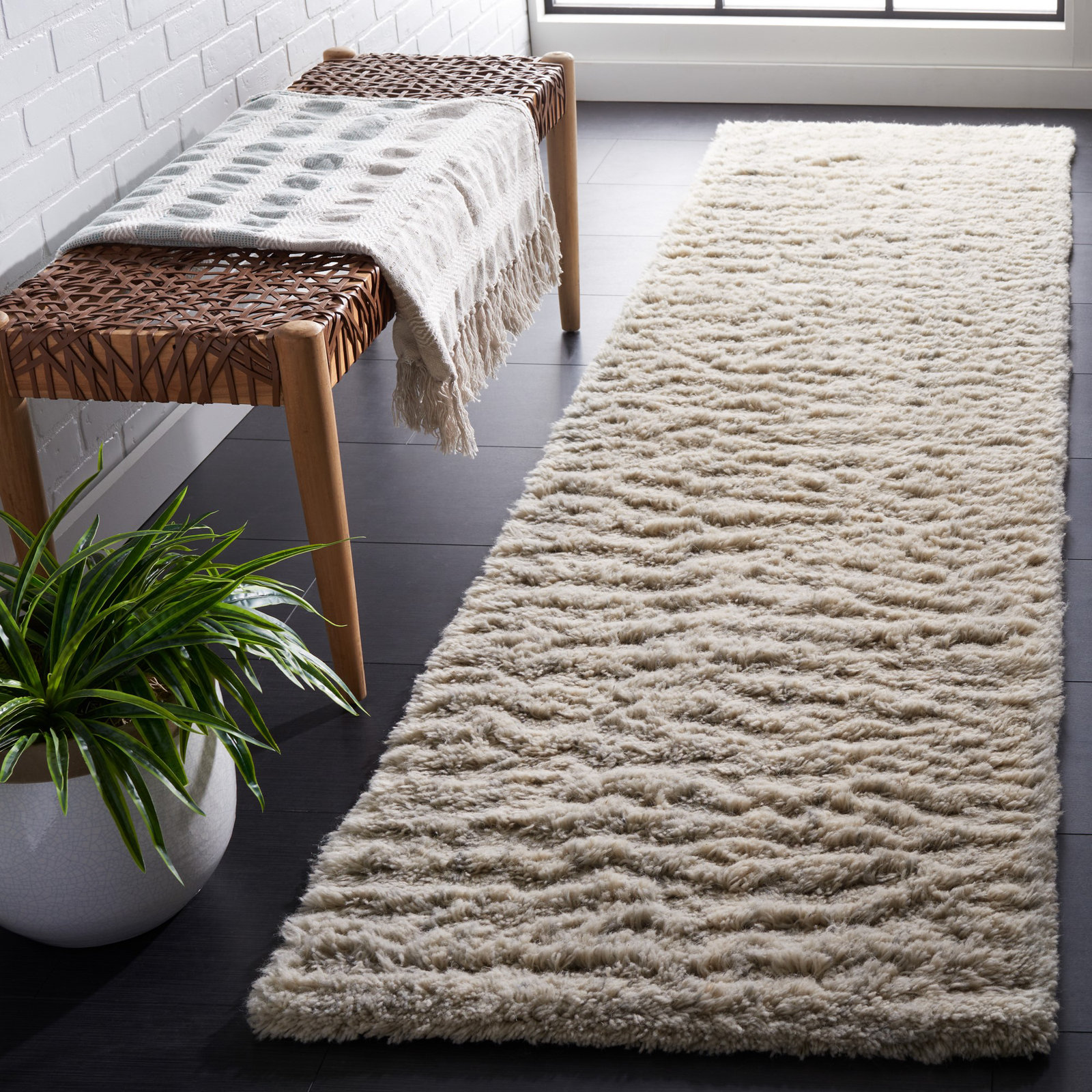 Silver Ivory Hand-Woven Rug, Runner 2'3" x 9'