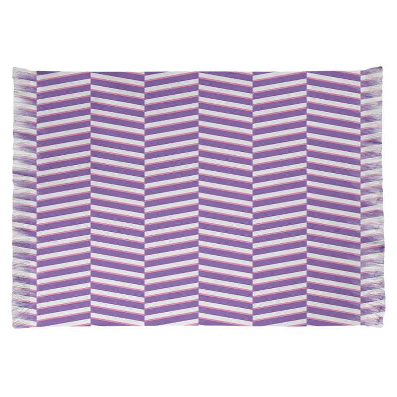 Tapis à rayures mauves, Oui