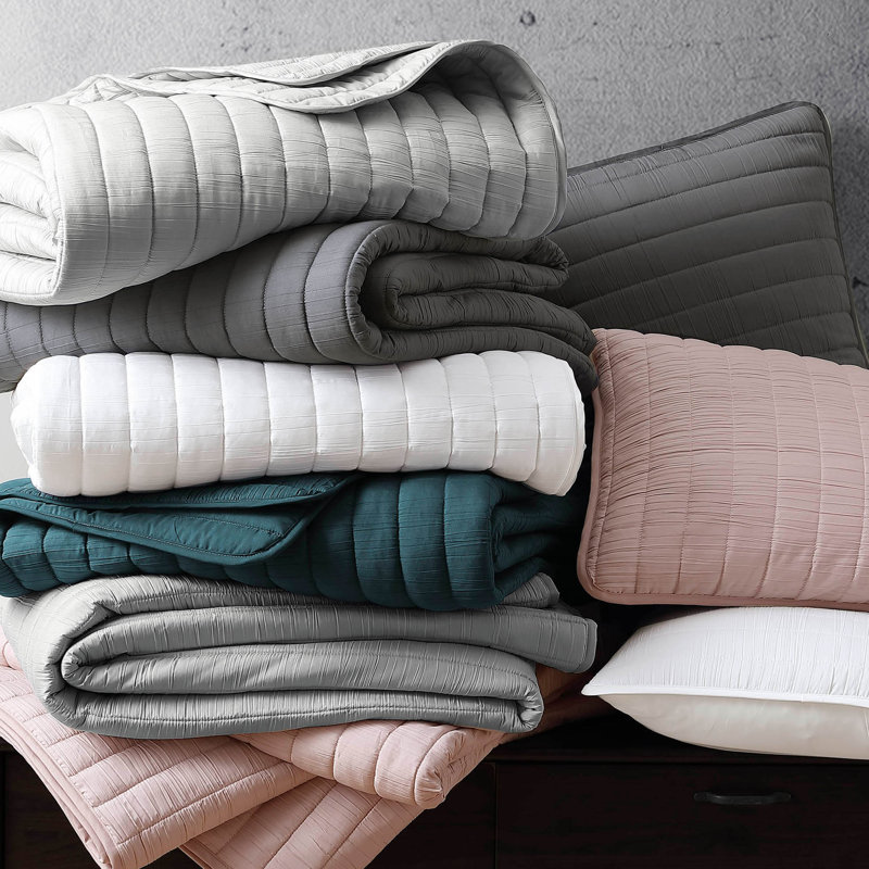 Blush Pink Full Reversible Quilt Set with Shams