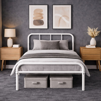 Charlesworth Metal Bed