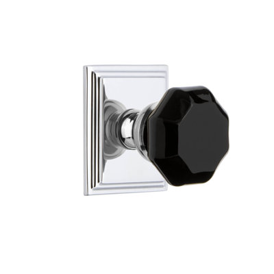 Grandeur Carré Square Rosette with Lyon Knob