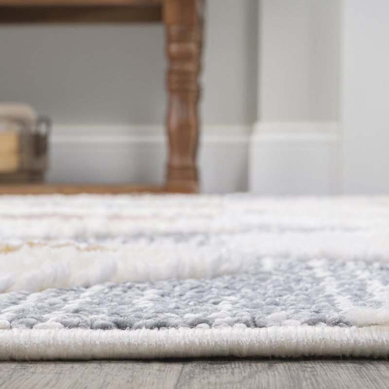 Dermott Geometric Machine Woven Polypropylene Area Rug in Gray/Cream, Rectangle 5'3" x 7'7"