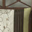 Édredon 7 pièces très grand - Broderie en tissu de style contemporain et élégant comprenant un édredon, des taies décoratives, des oreillers et une jupe de lit-131376145-131376148