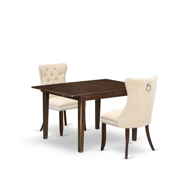 L'ensemble de table de cuisine 3 pièces contient une table de salle à manger rectangulaire avec rallonge amovible et 2 chaises rembourrées, acajou