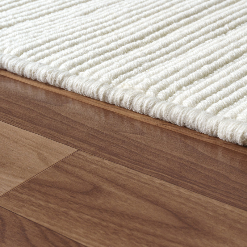 Aneliese Handmade Natural New Zealand Wool Indoor Accent Rug, Rectangle 2' x 3'