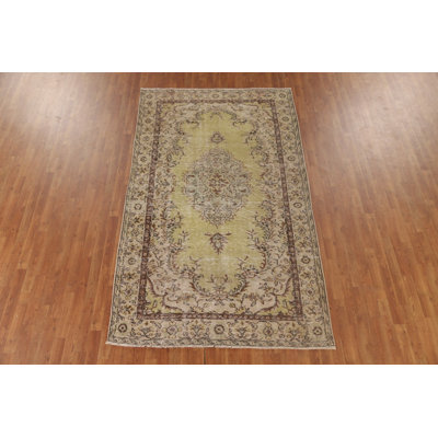 Tapis vert clair anatolien vieilli 6 x 9